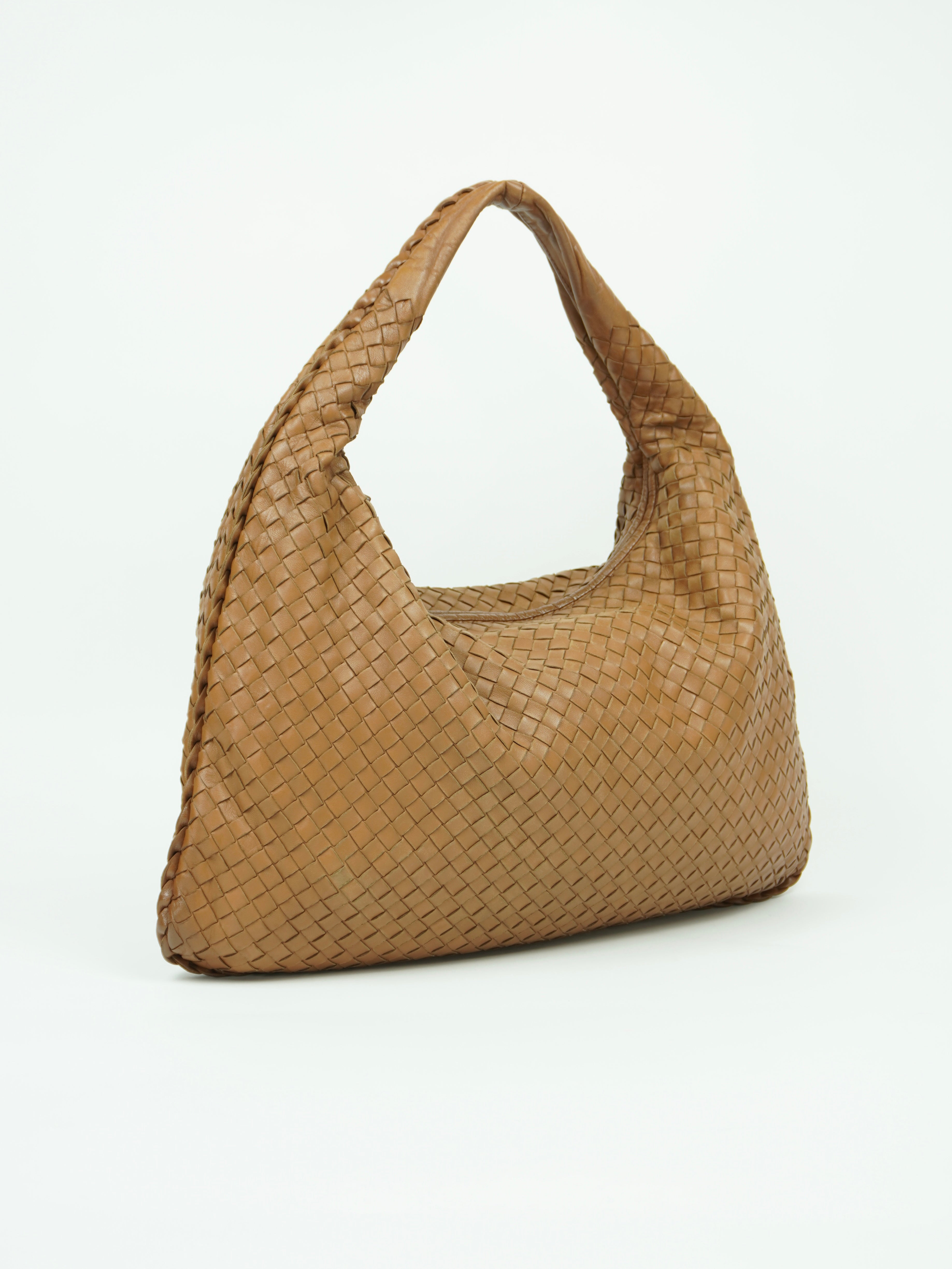 BOTTEGA VENETA INTRECCIATO HOBO SHOULDER BAG