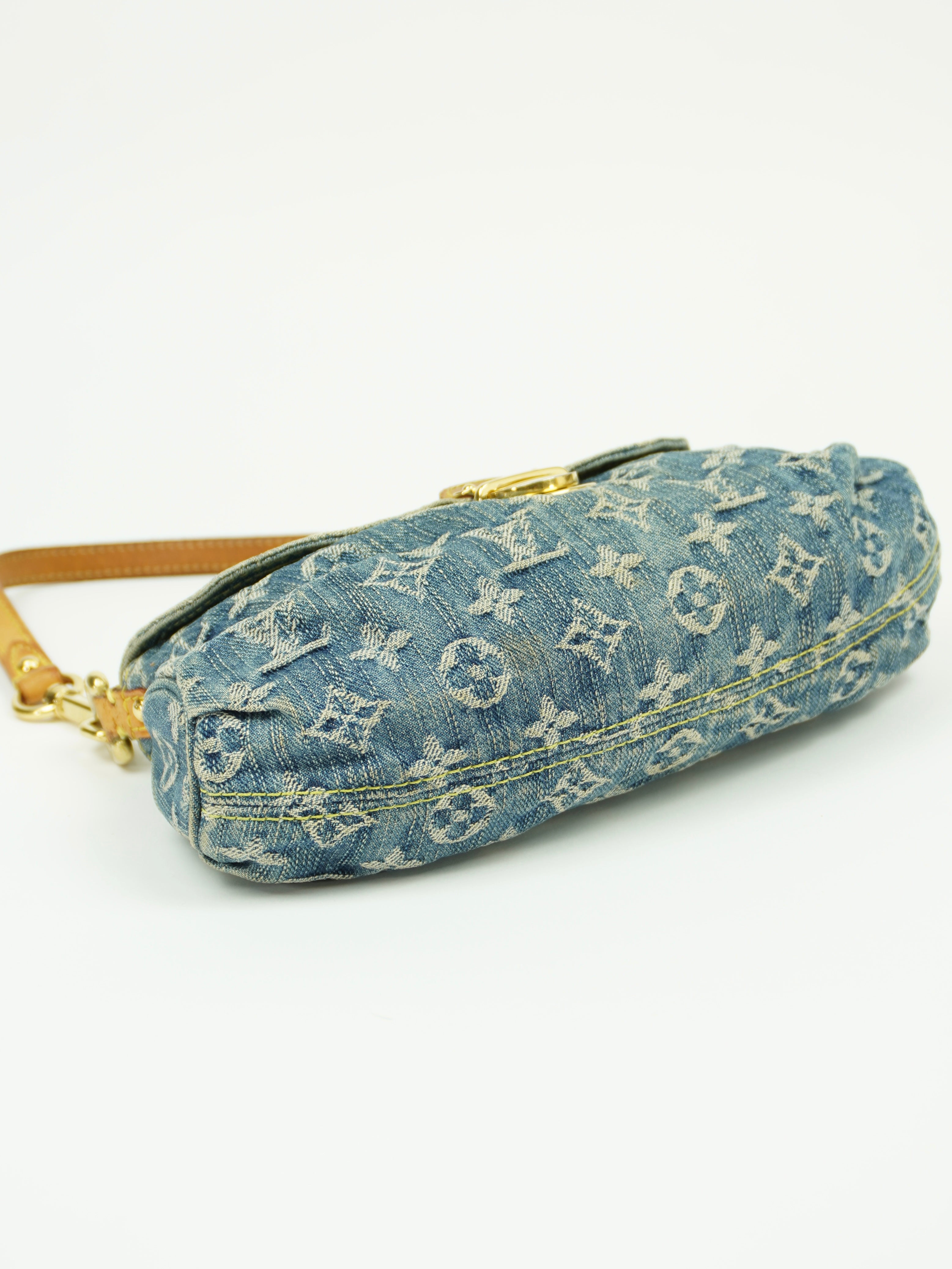 LOUIS VUITTON DENIM PLEATY BAG