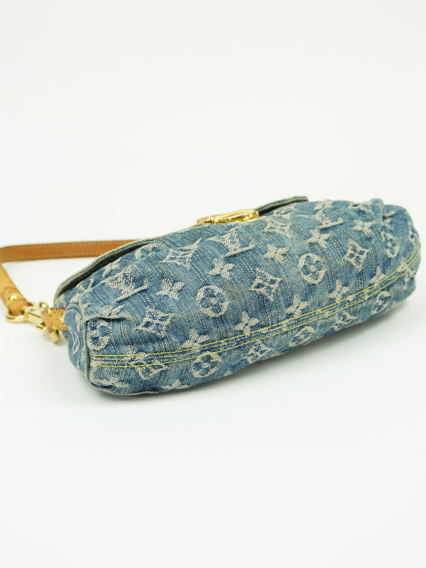 LOUIS VUITTON DENIM PLEATY BAG