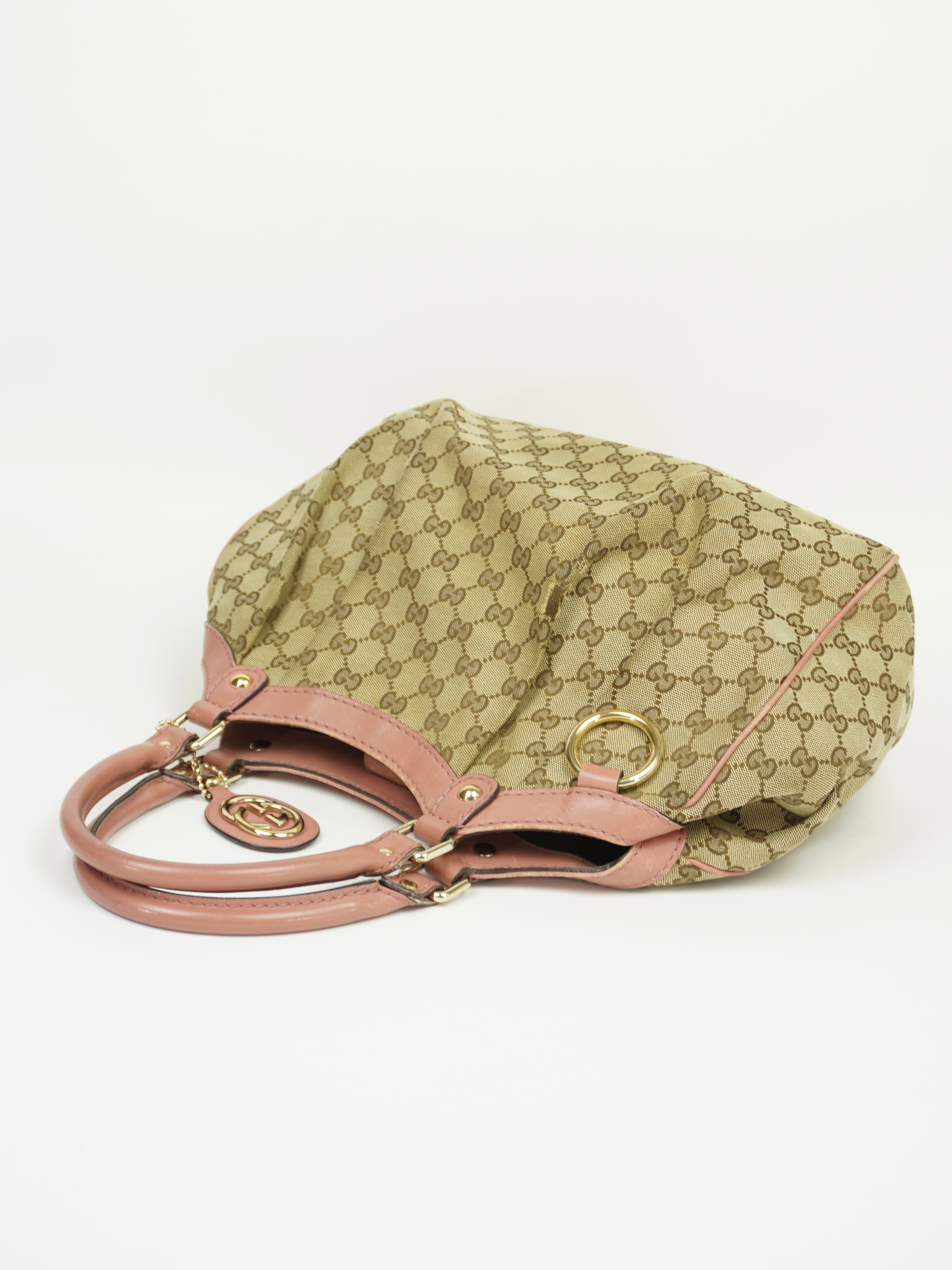 GUCCI MONOGRAM SUKEY BAG