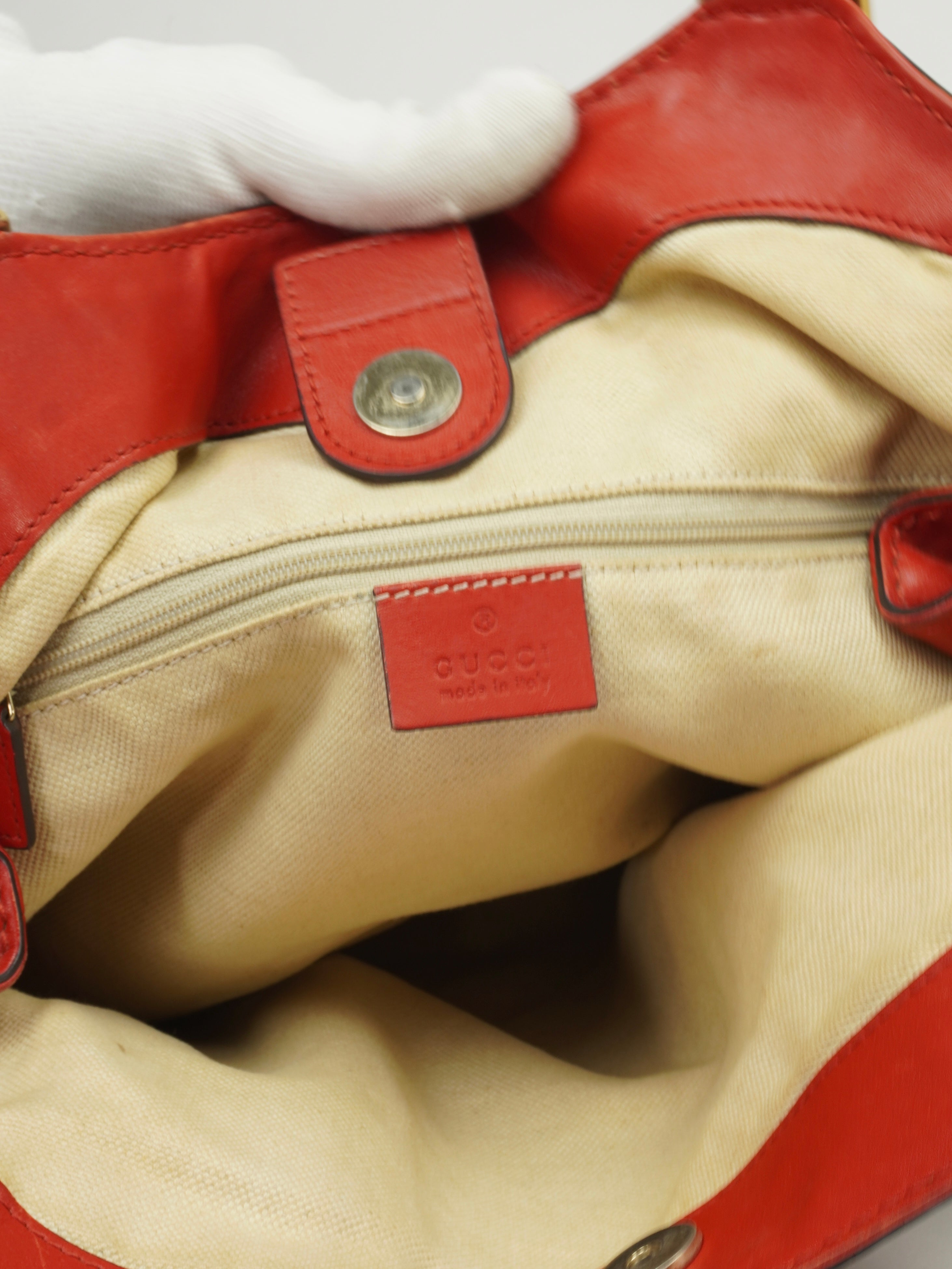 GUCCI MONOGRAM SUKEY BAG