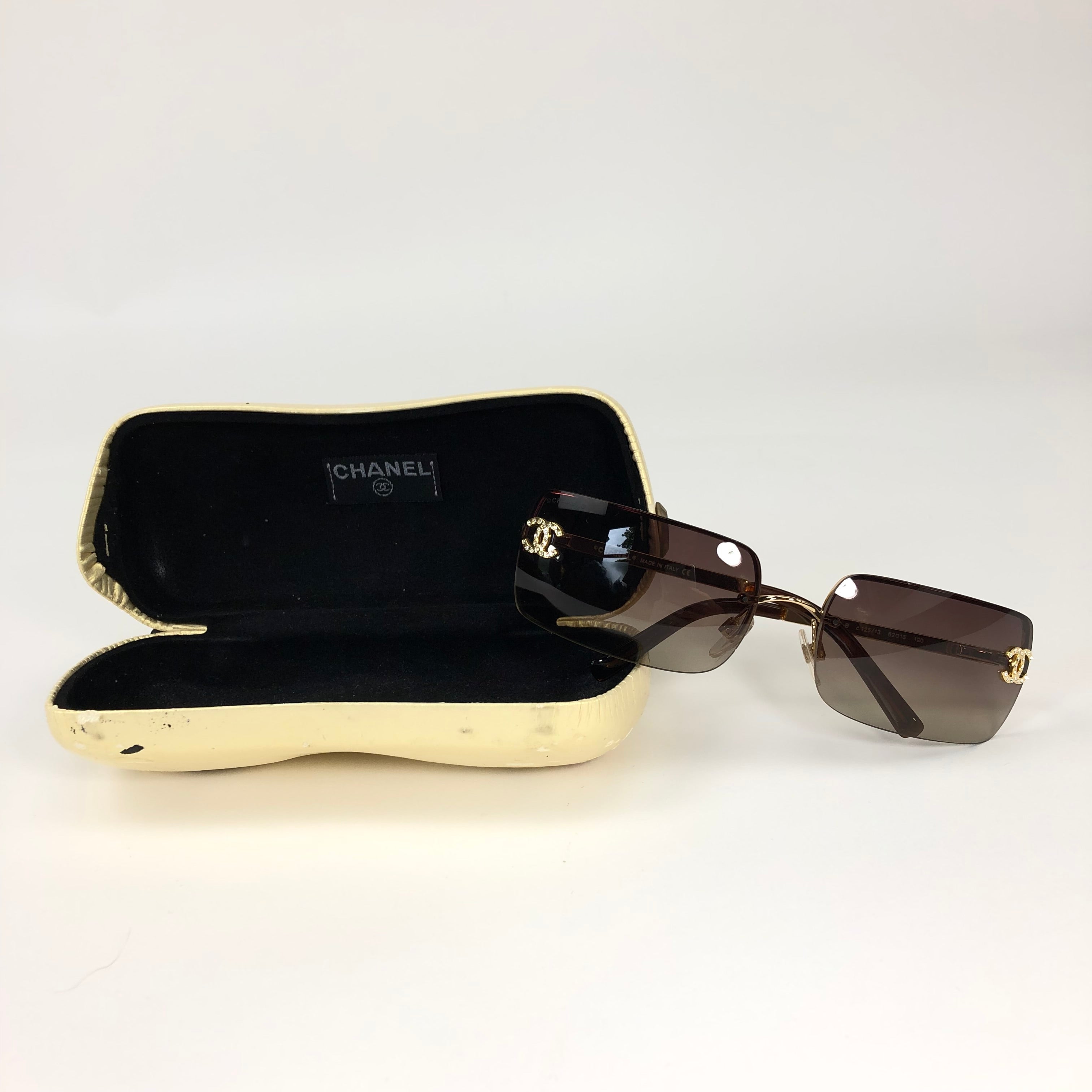 CHANEL RIMLESS SUNGLASSES