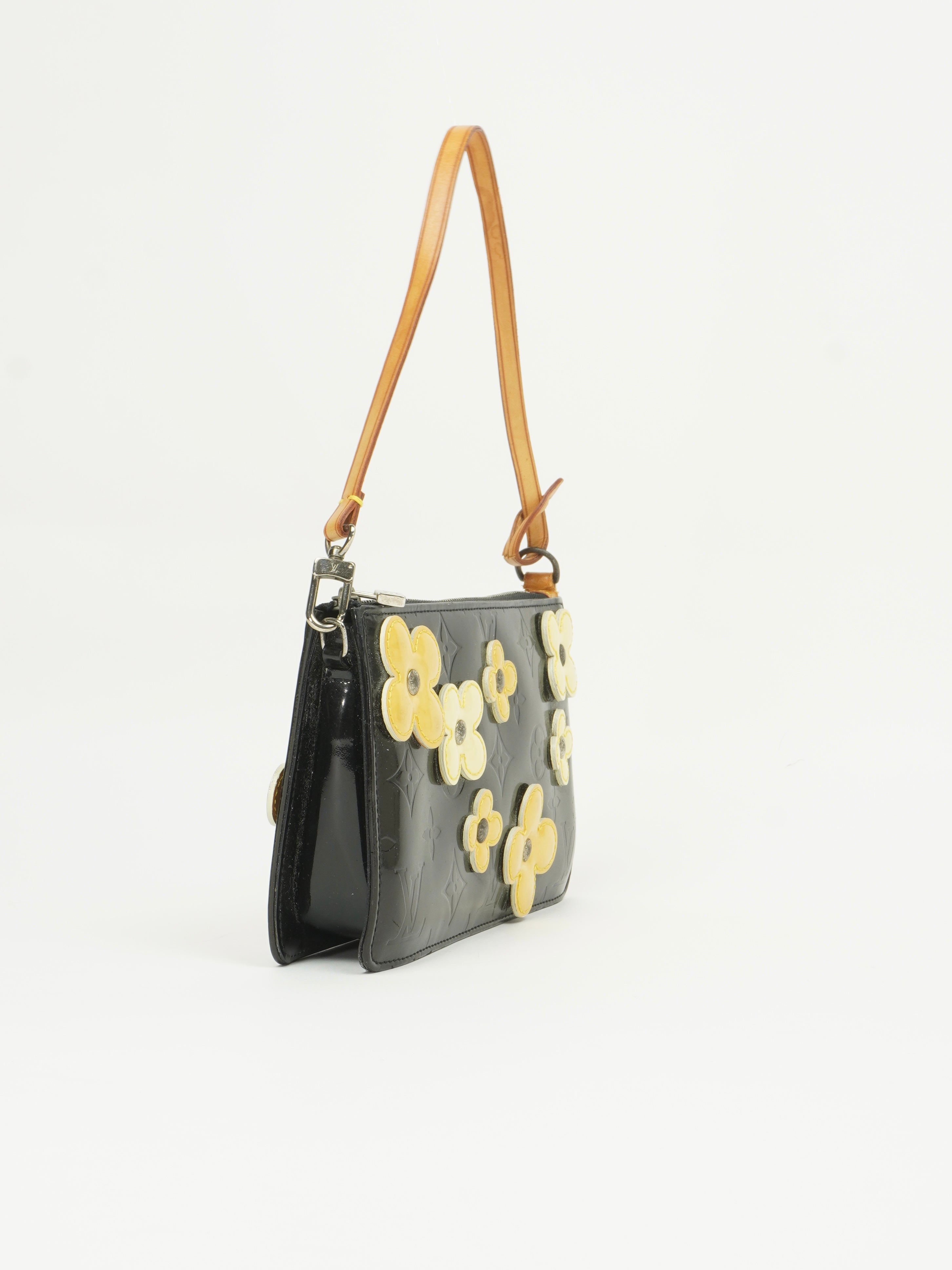 LOUIS VUITTON VERNIS POCHETTE