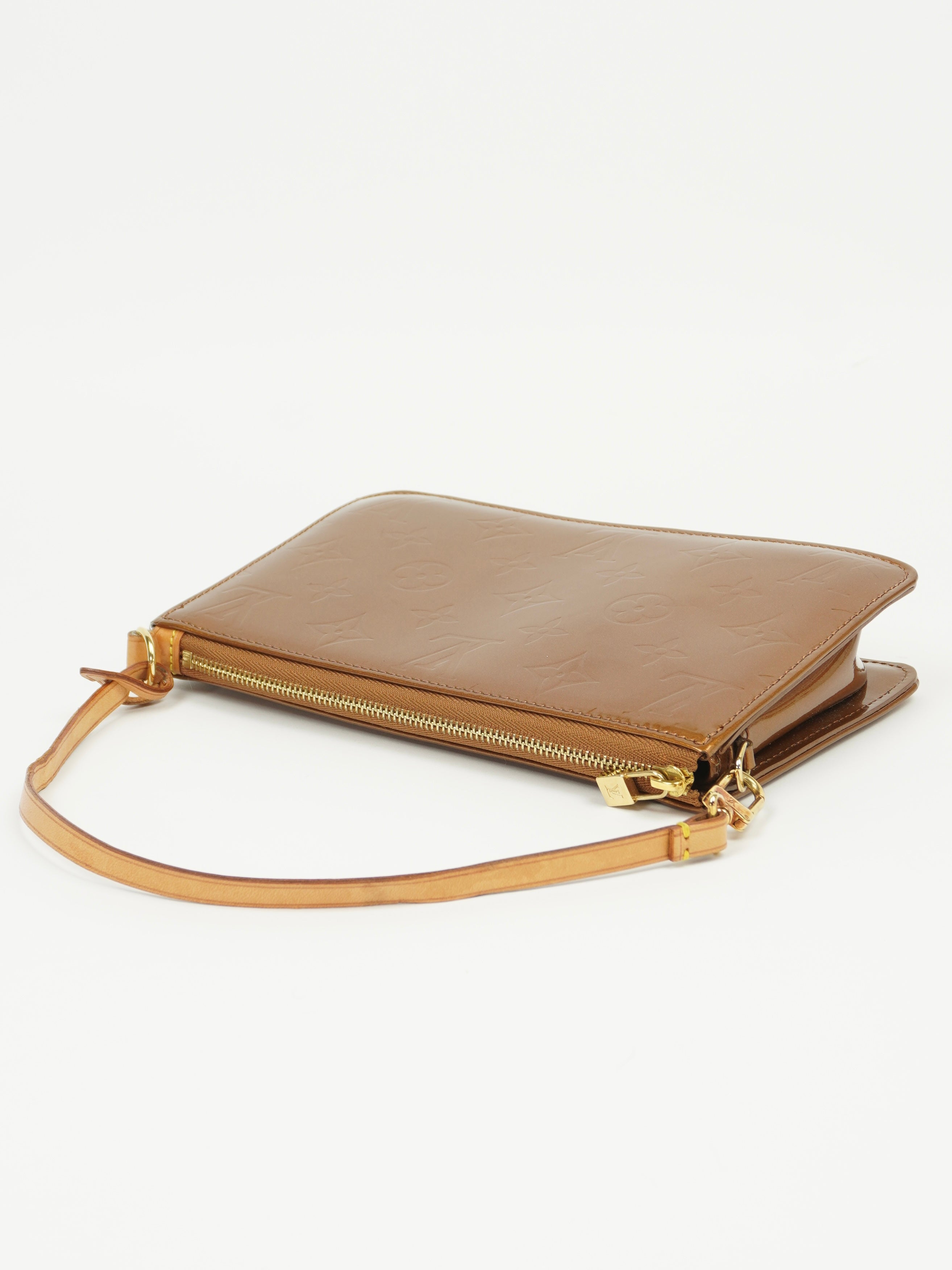 LOUIS VUITTON VERNIS POCHETTE